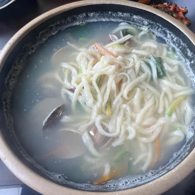 동백보쌈칼국수 사진