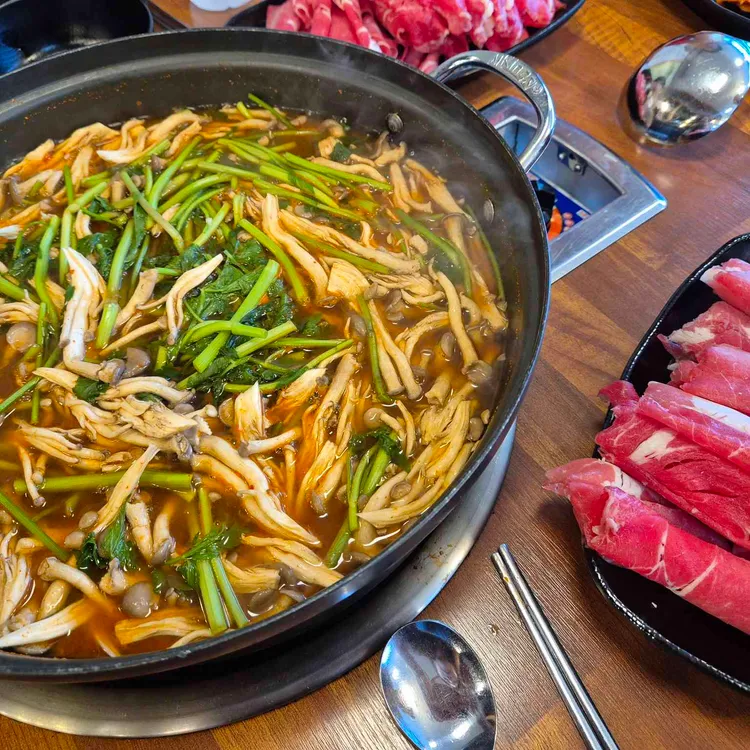 웅천얼큰손칼국수 사진