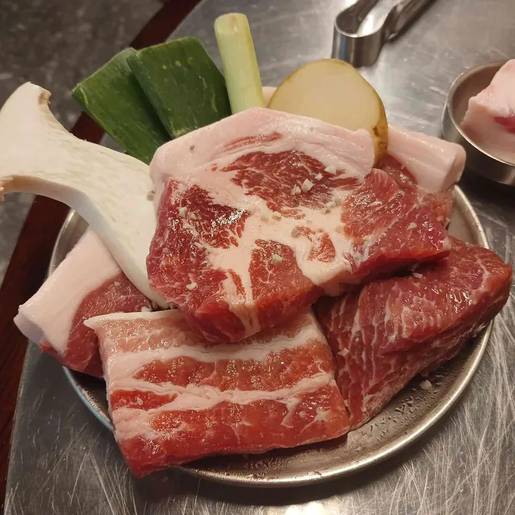 뭉텅 사진