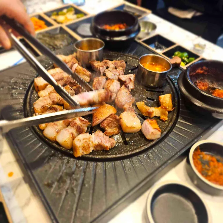 금돈흑돼지 사진