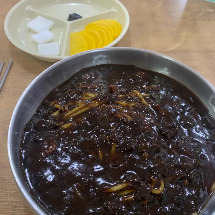 홍운반점 사진