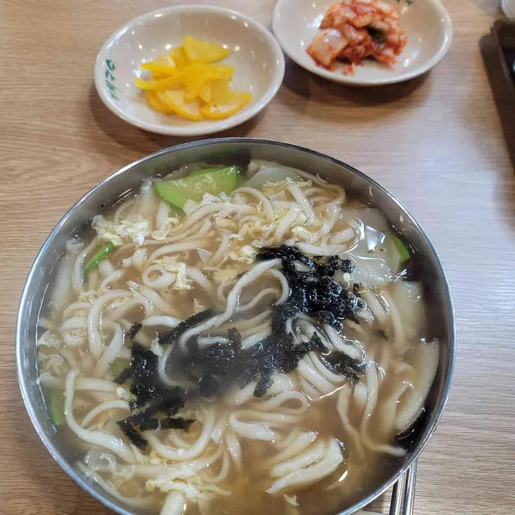 공릉동원조멸치국수 사진