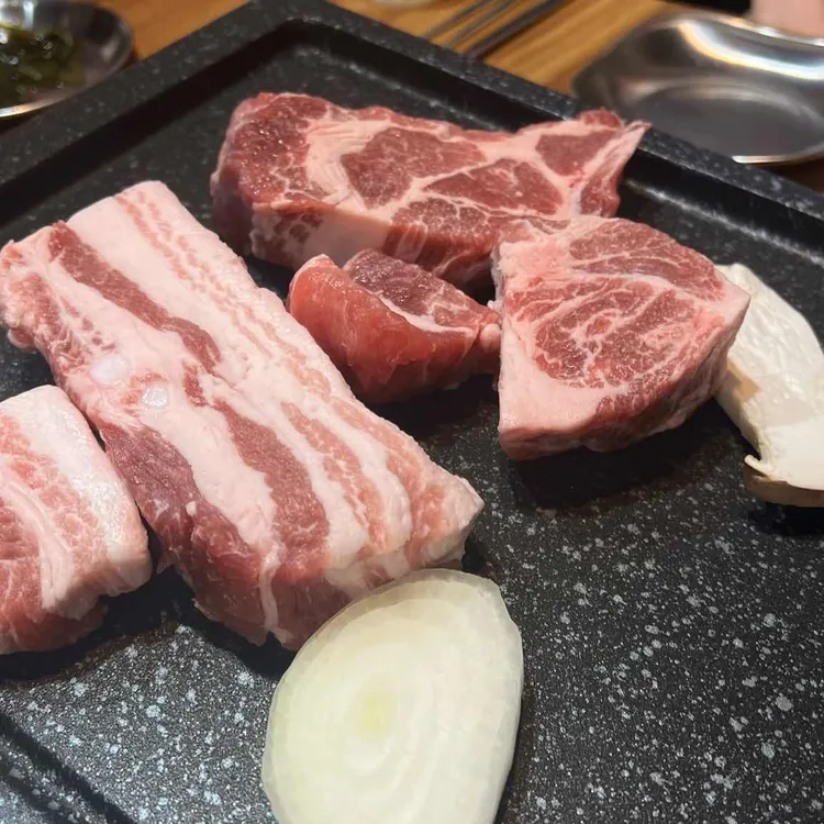 중앙돈 사진