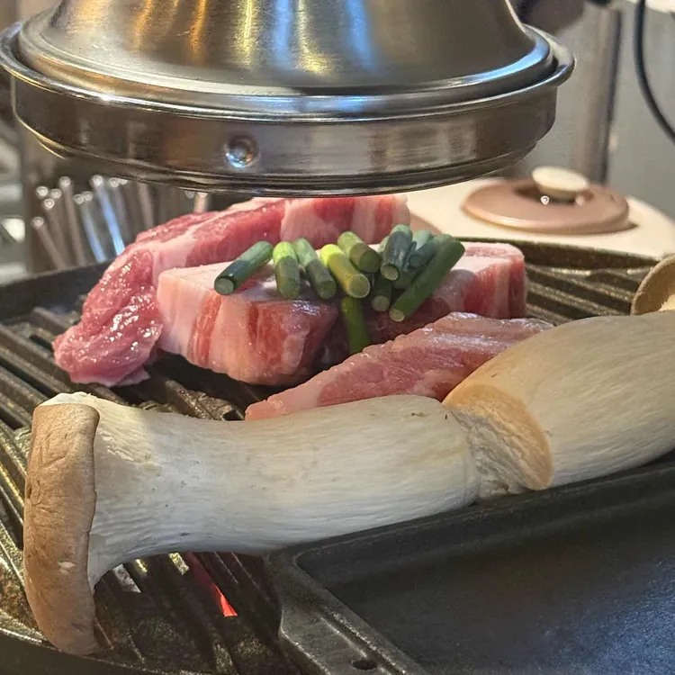 고깃 사진