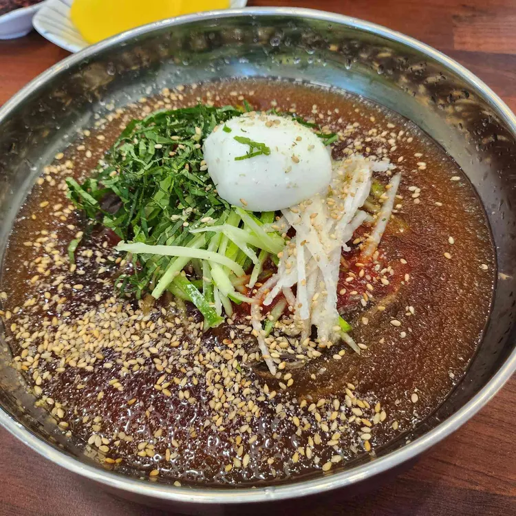 청실홍실 사진