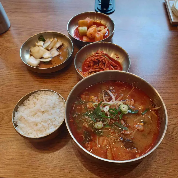 육전국밥 사진
