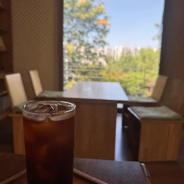 보름산미술관 카페 사진