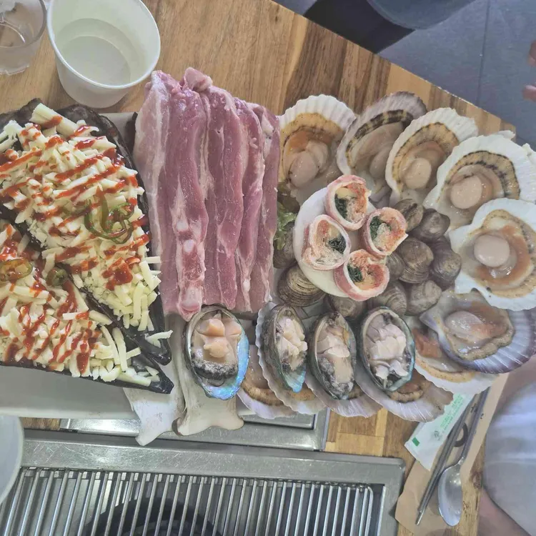 정동진 고기랑조개랑 사진