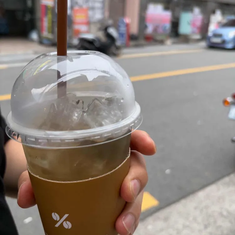 텐퍼센트커피 부산역 사진
