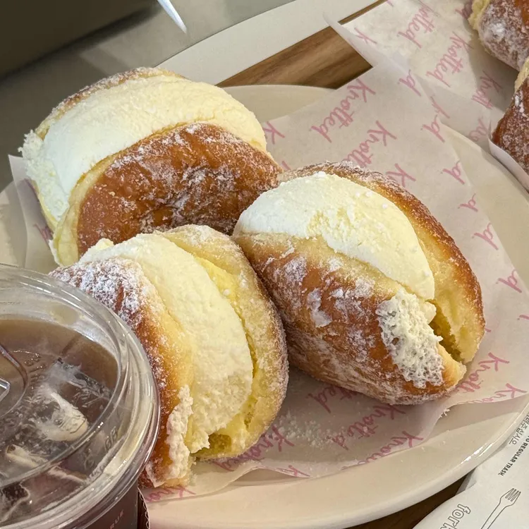 카페 노티드 사진