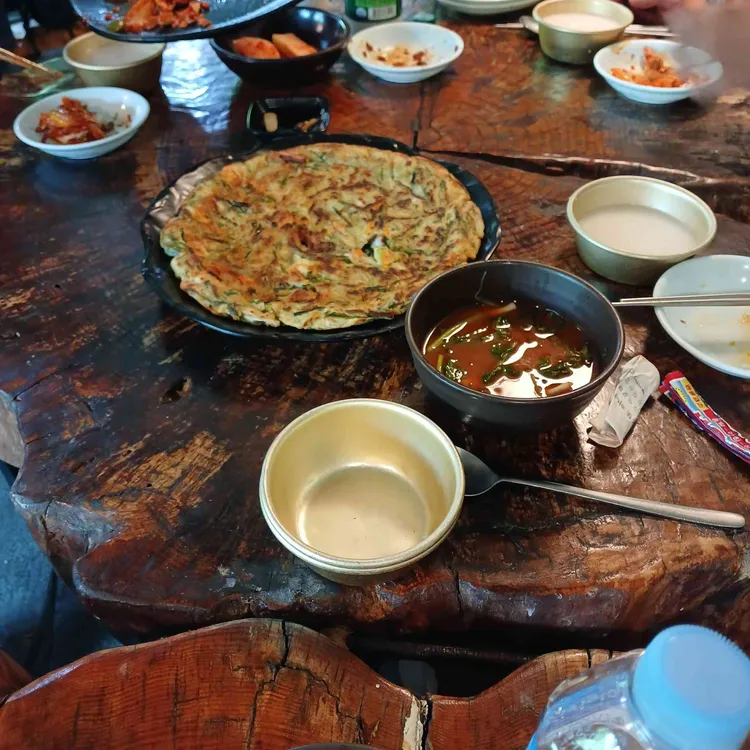 산에는꽃이피네 사진