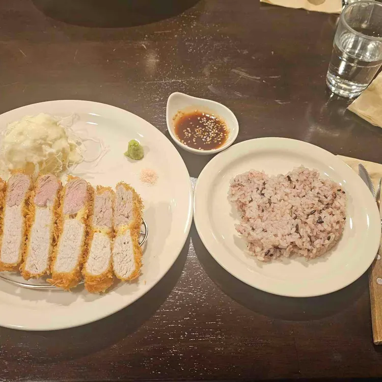 까막까치 사진