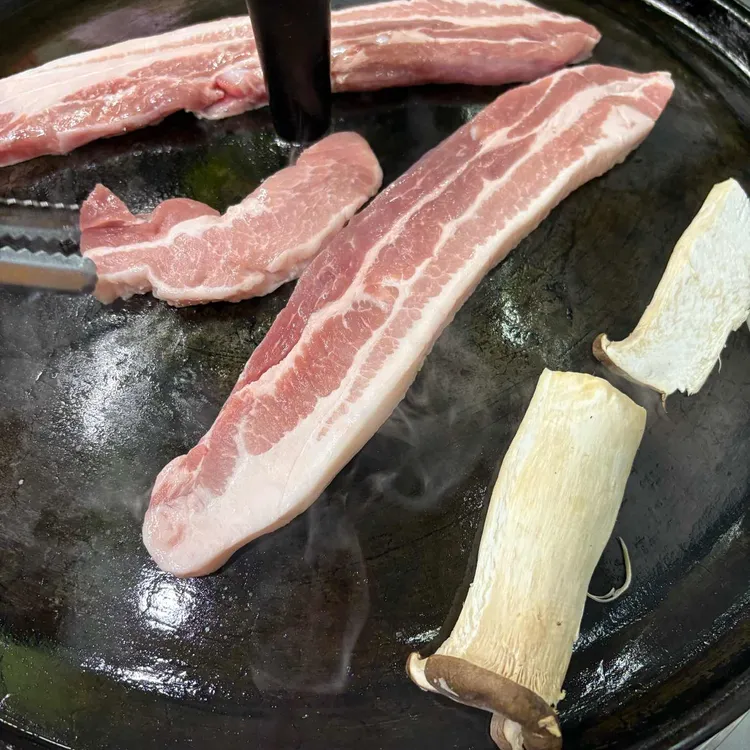 김치왕뚜껑삼겹살 사진