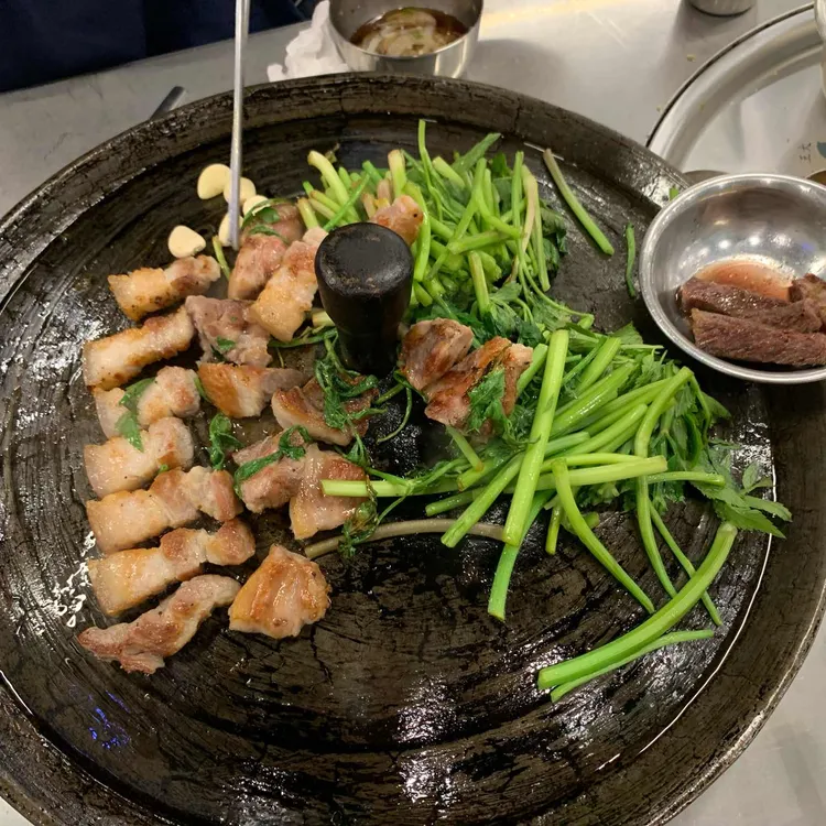 목구멍 사진