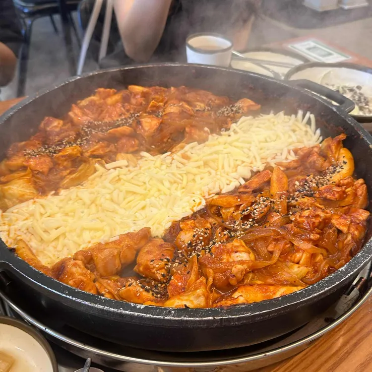 장인닭갈비 사진