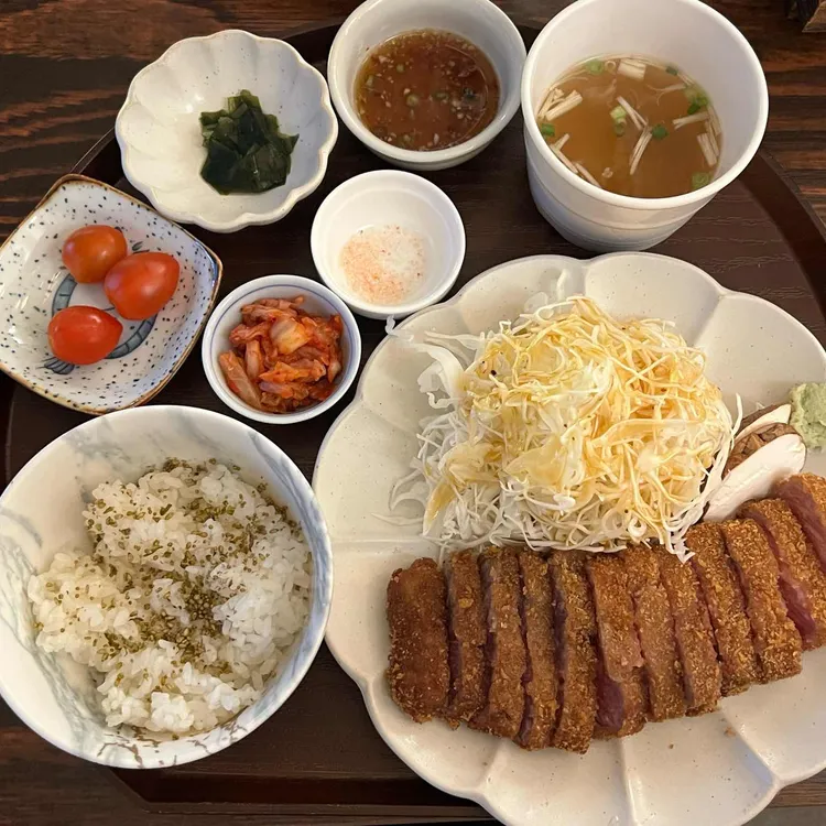 로컬타이거 규카츠 사진