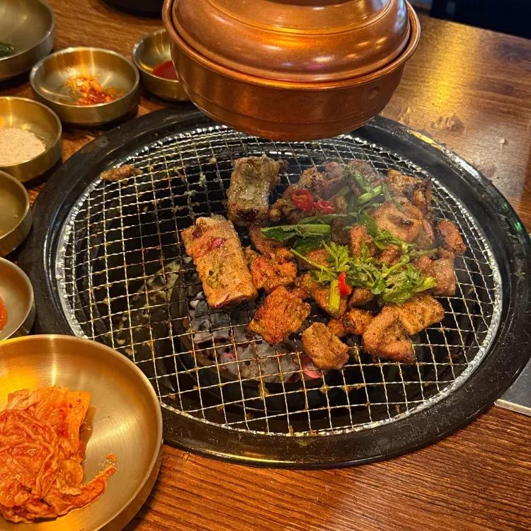 육몽 사진