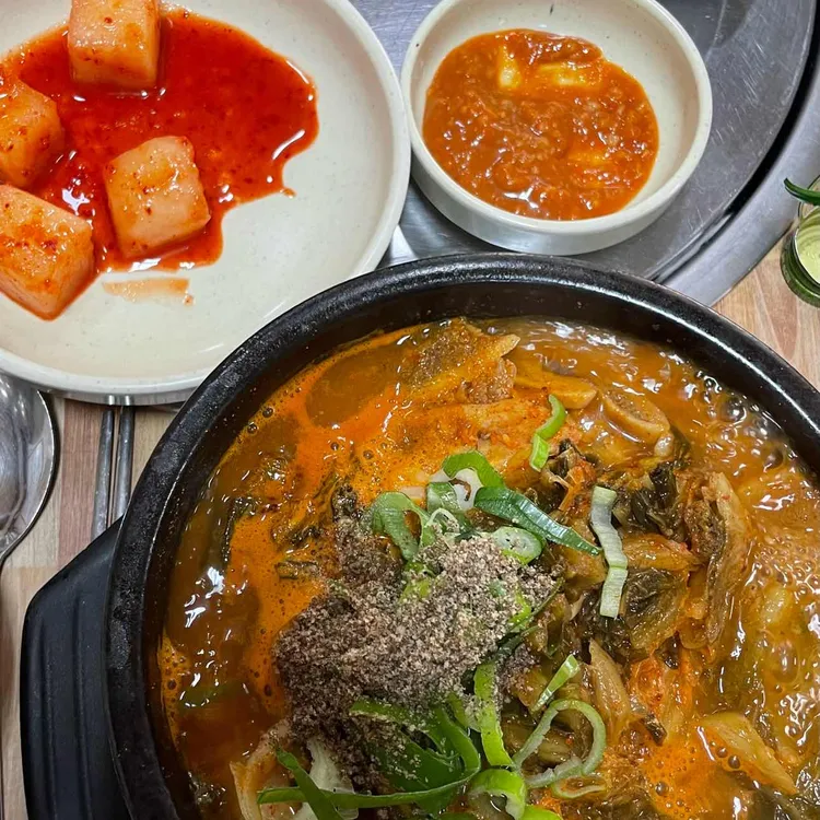 조마루감자탕 사진