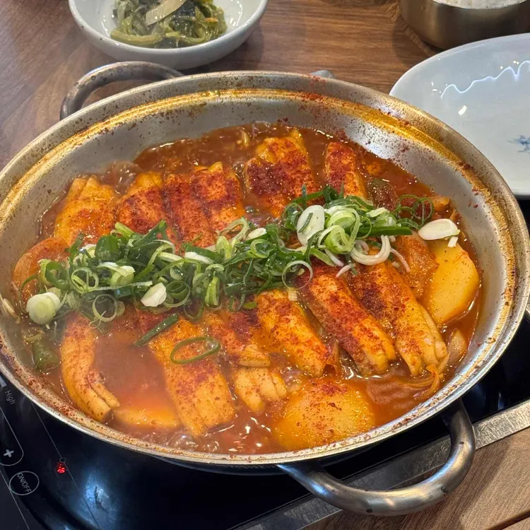 충민정 사진