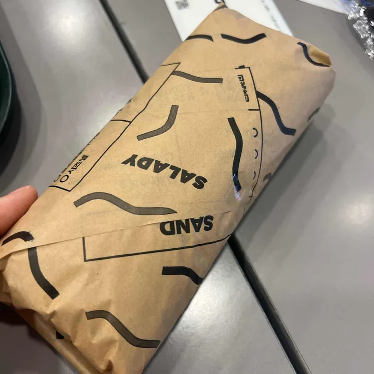 샐러디 사진