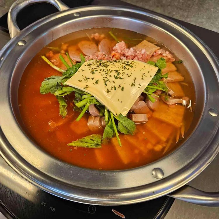 해방촌 부대찌개 사진