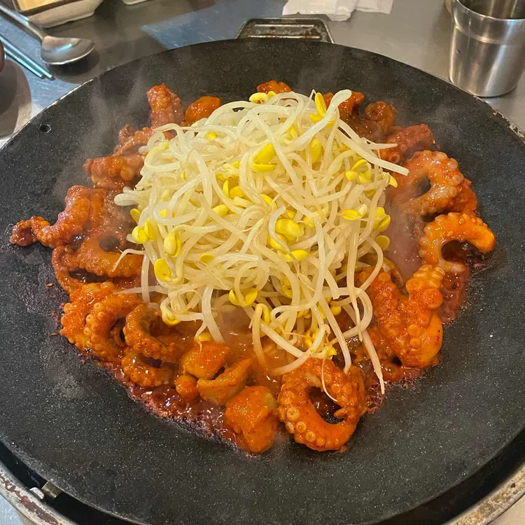 쭈꾸미앤전 사진
