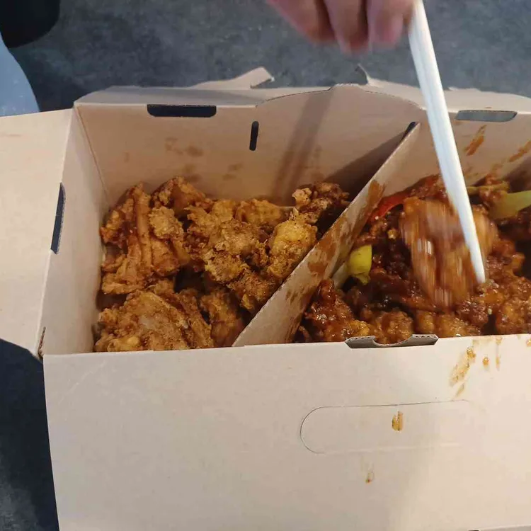 노랑통닭 사진