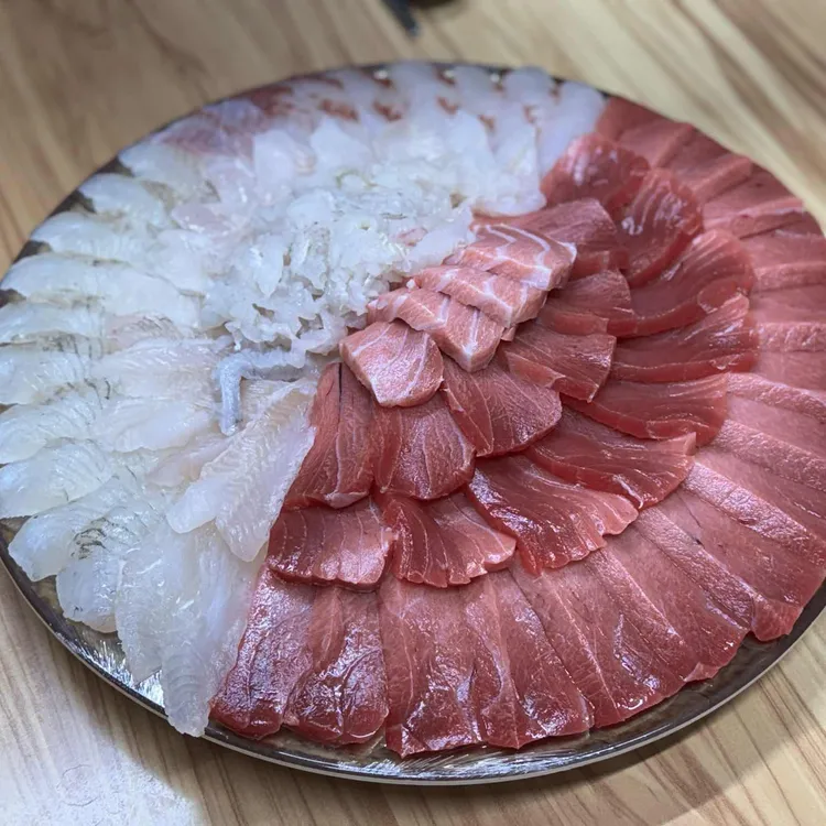 사량도자연산횟집 사진