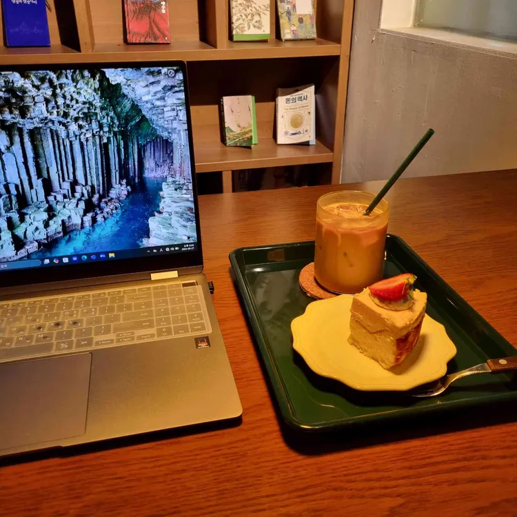 북카페 반월 사진