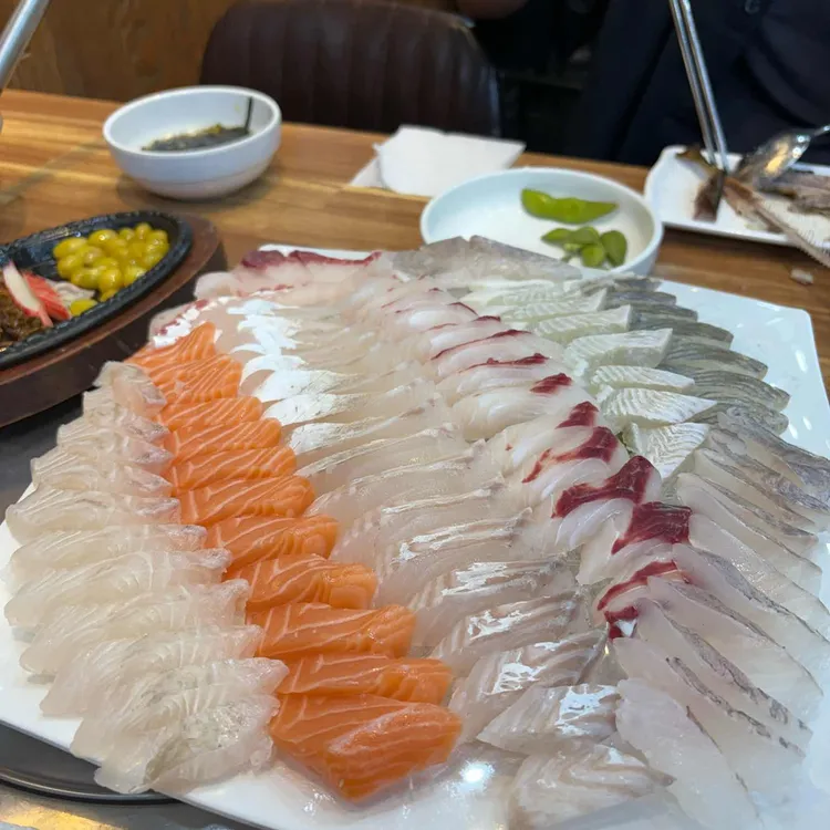 탐나종합어시장 사진