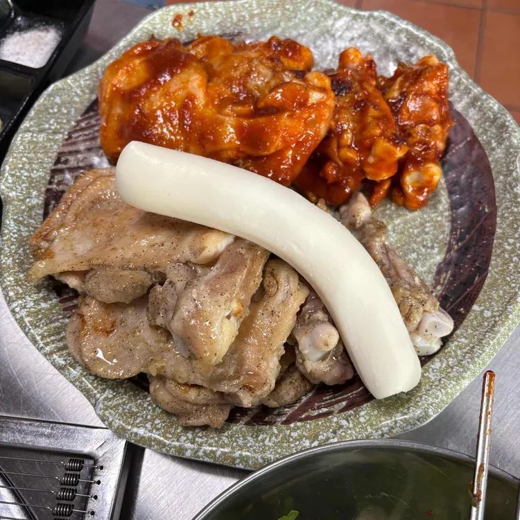 사계숯불닭구이 사진