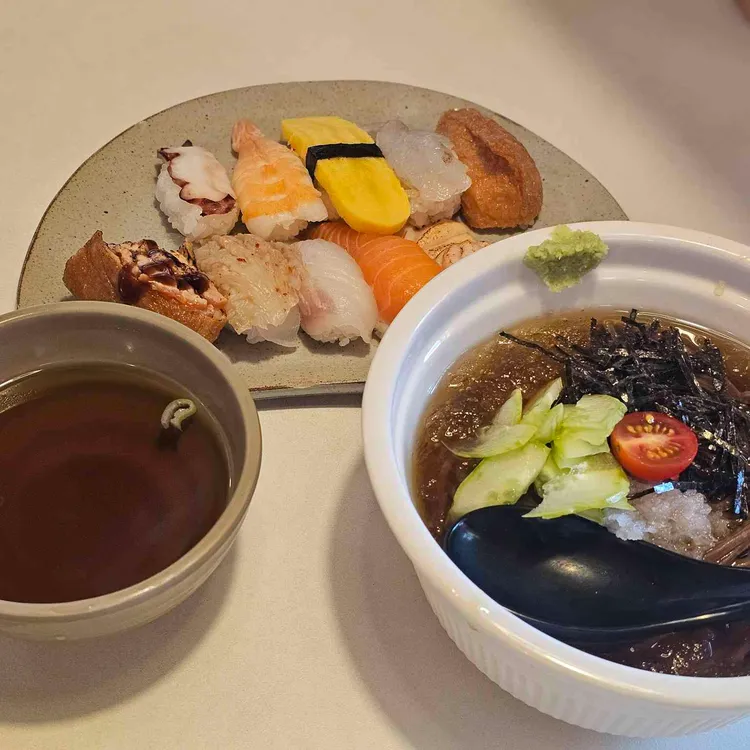 참새초밥 사진