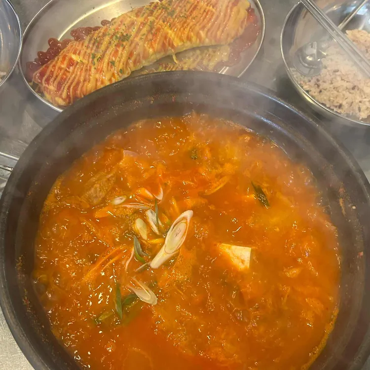 백채김치찌개 사진