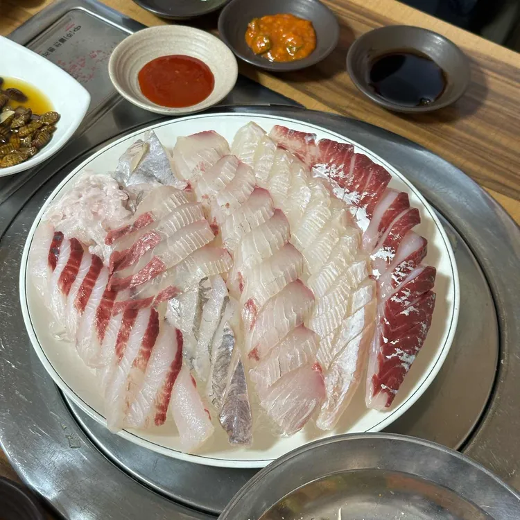 막썰어횟집 사진