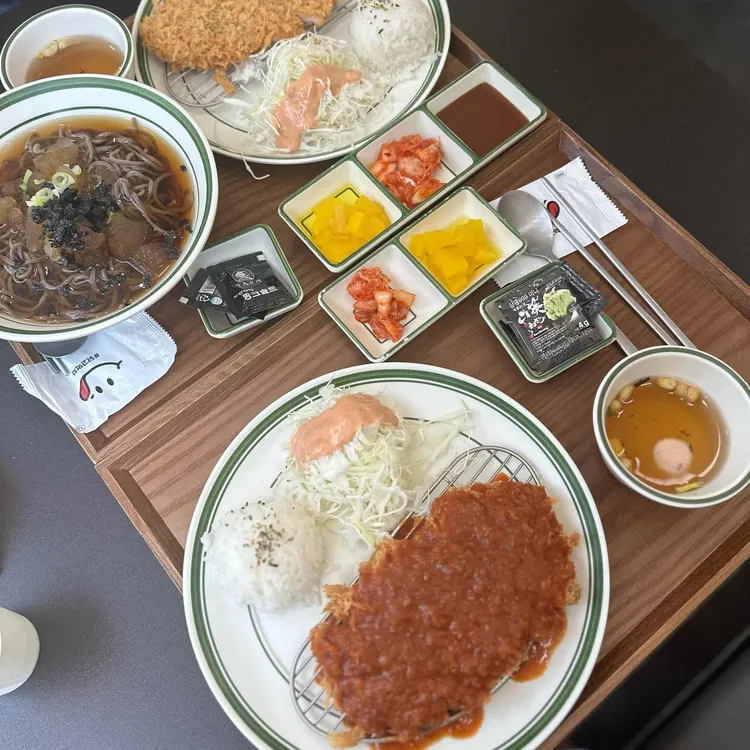 카츠모리 사진