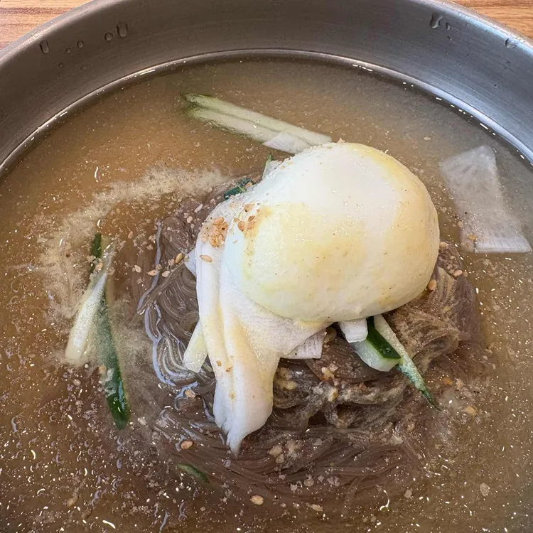 육쌈냉면 사진