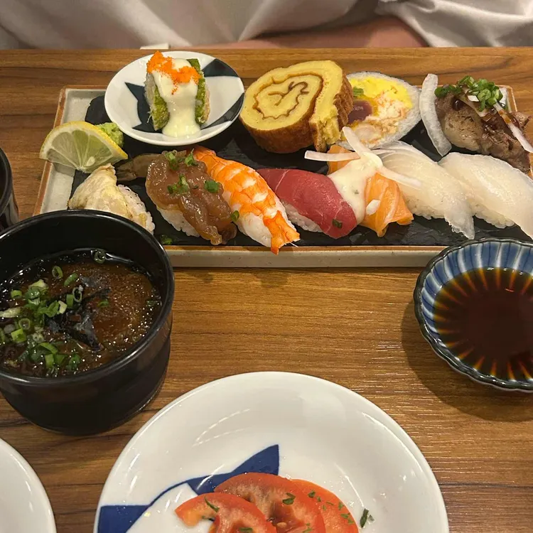 우마이식탁 사진