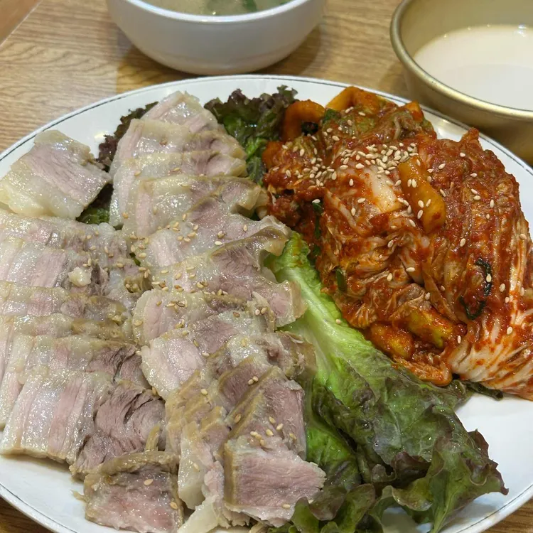 동맛골보쌈칼국수 사진