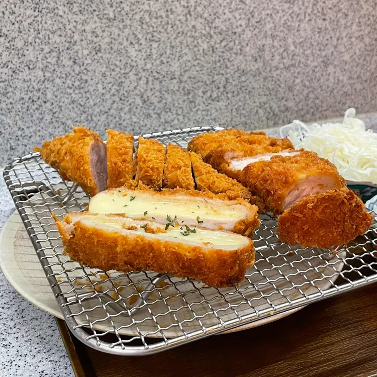 카츠몬스터 사진