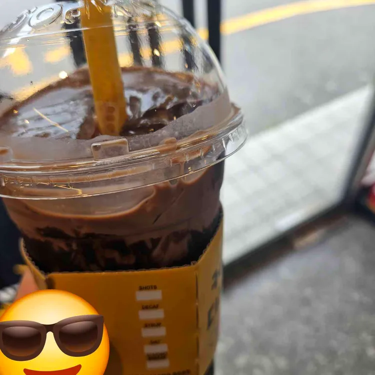 컴포즈커피 사진