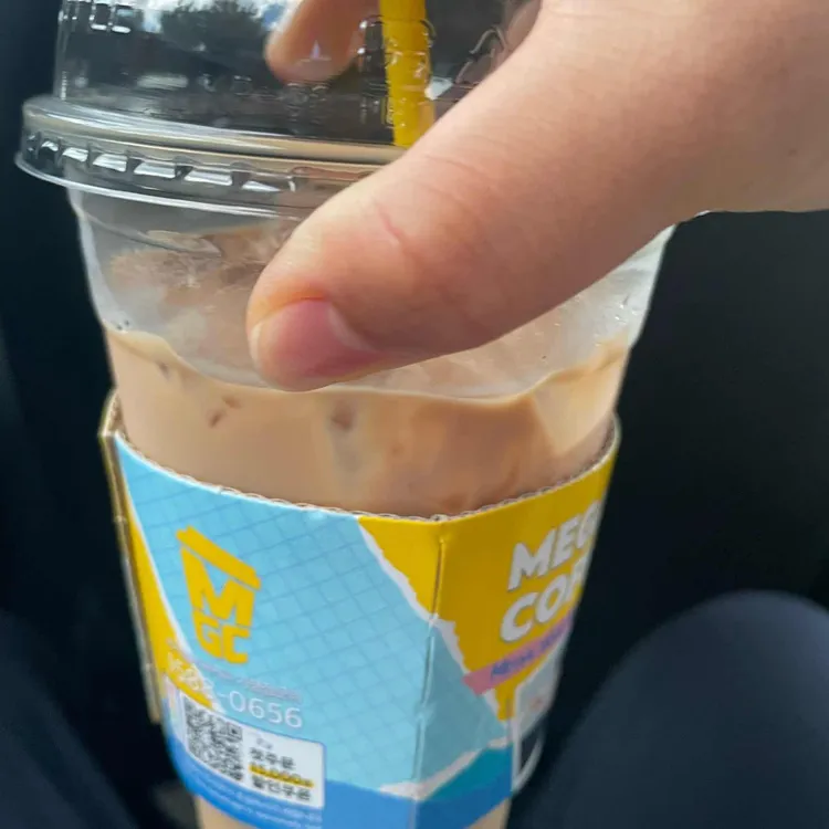 메가MGC커피 사진