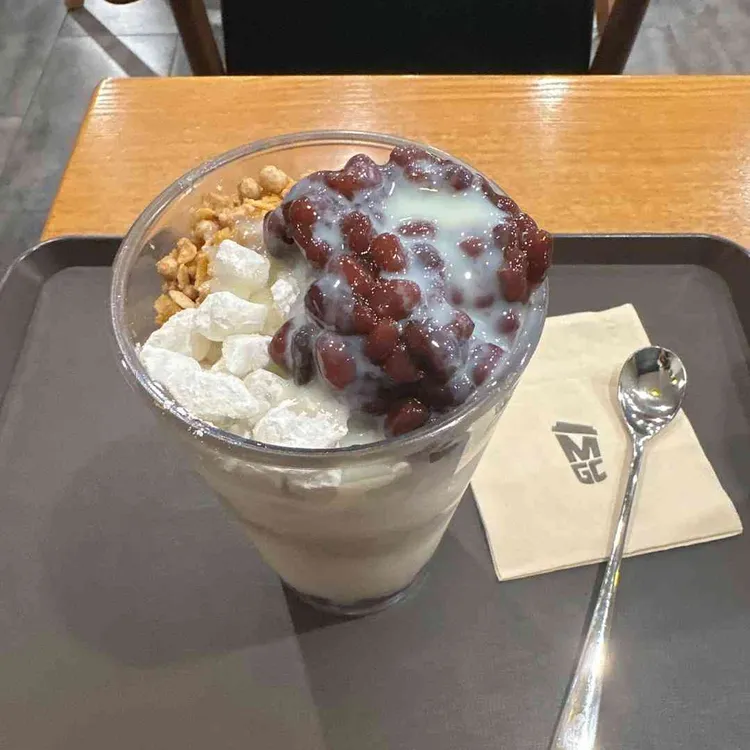 메가커피 사진