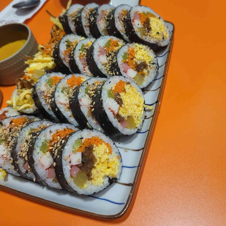 준수한김밥 사진