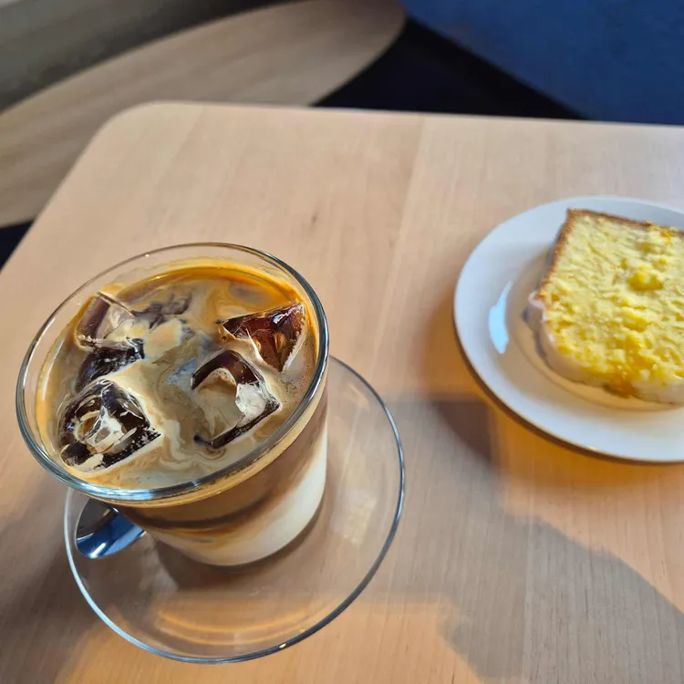 cosmos apt coffee 사진