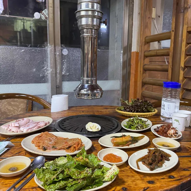 강물나라연탄삼겹살 사진
