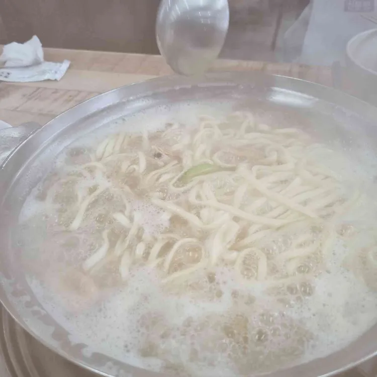 우림칼국수 사진