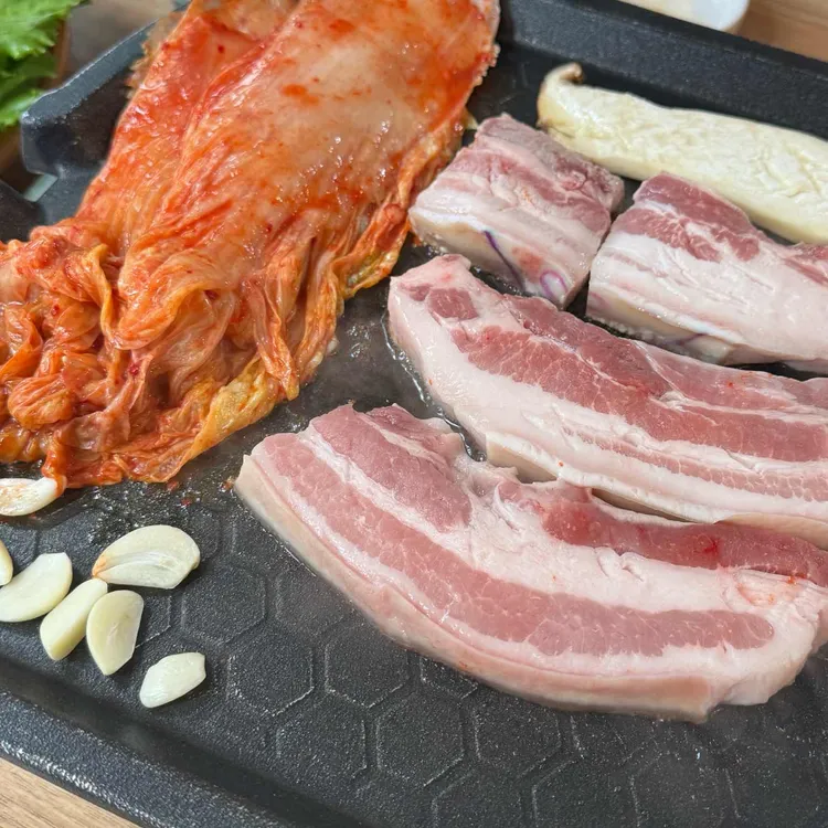 새말로김치찌개삼겹살 사진