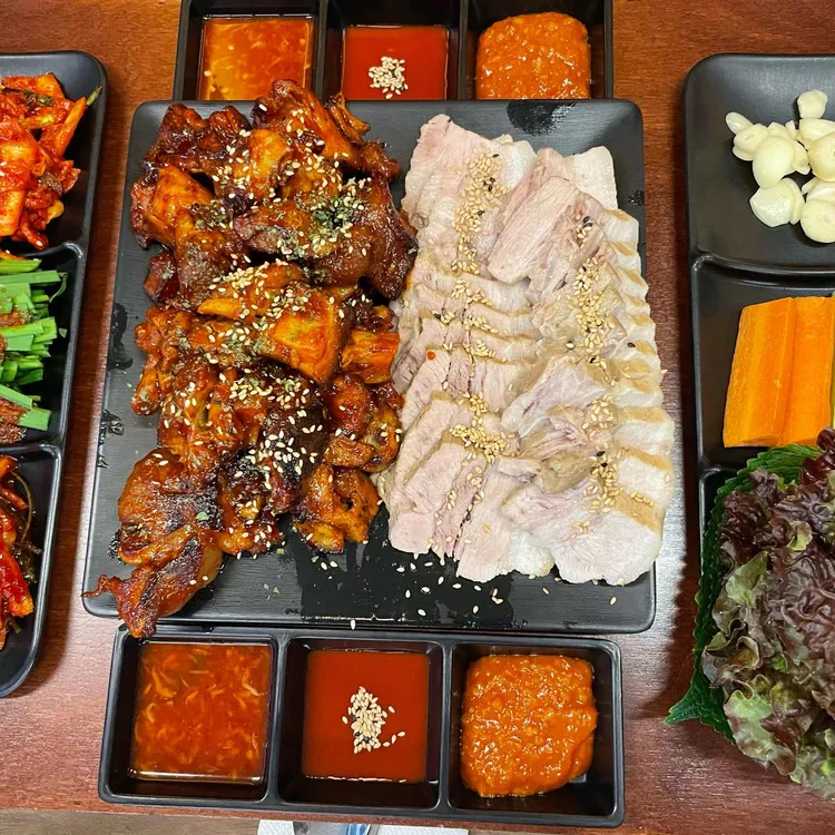 귀한족발 사진