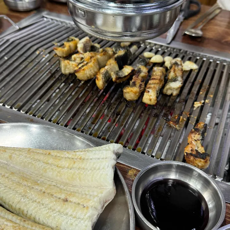 통통민물장어 사진