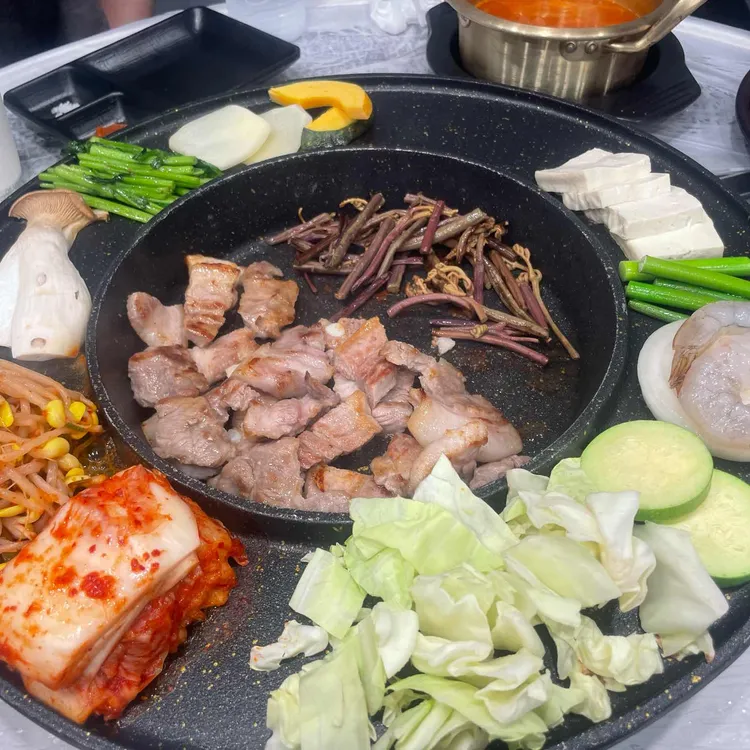 청학돈 사진